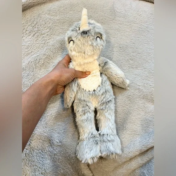 Slumberkins Silver Narwhal Kin - Picture 5 of 11